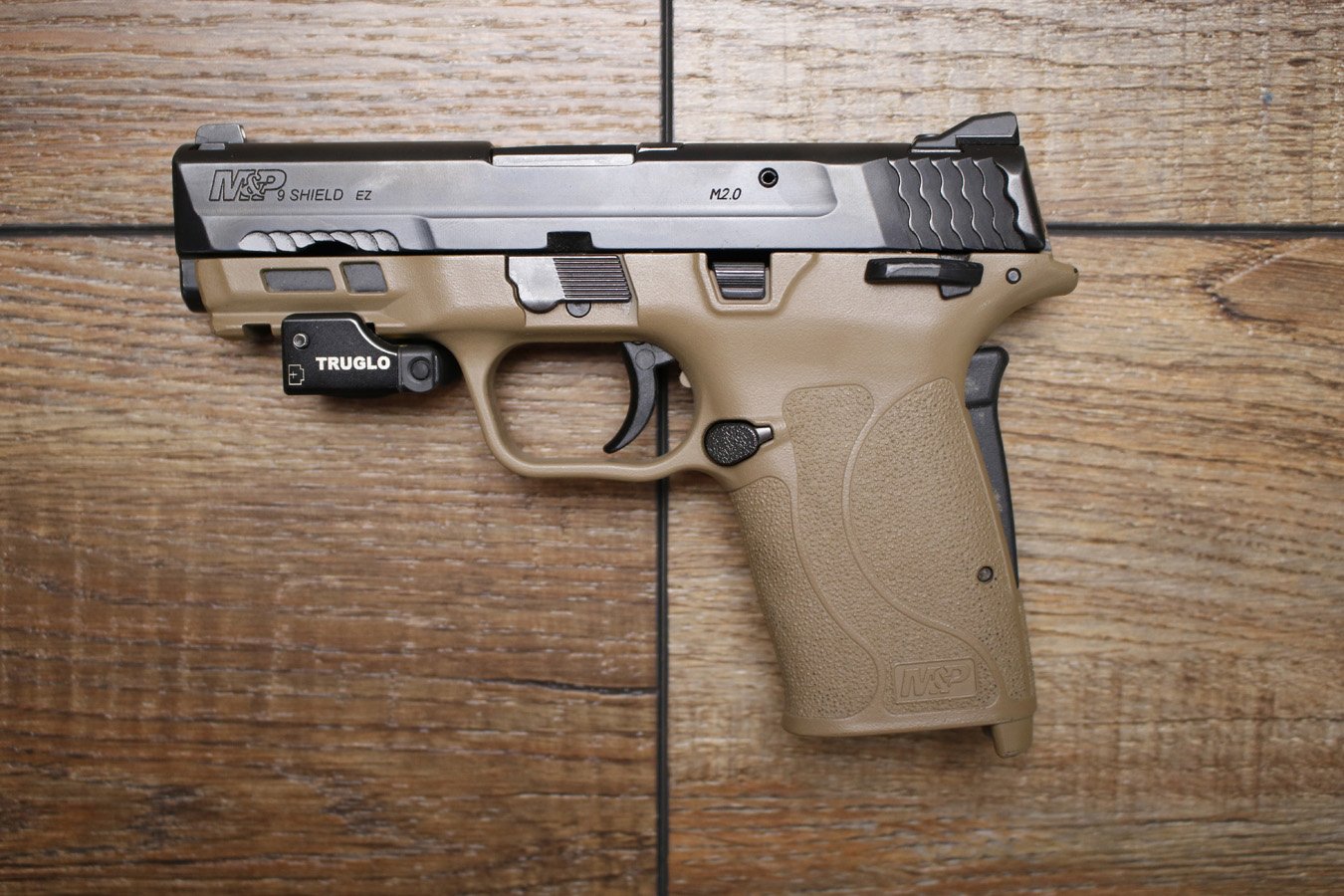 SMITH AND WESSON M&P9 Shield EZ M2.0 9mm Police Trade-In Pistol with FDE Frame (No Magazine)